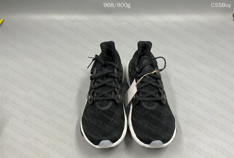 Adidas Ultraboost 5