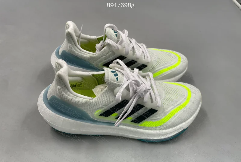 Adidas Ultraboost 5