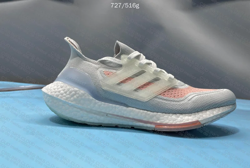 Adidas Ultraboost 4