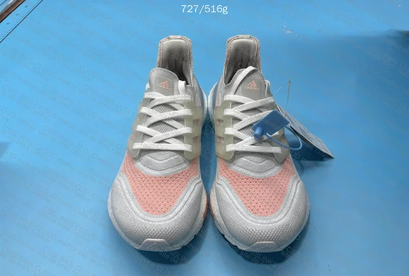 Adidas Ultraboost 6