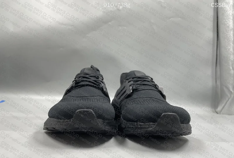 Adidas Ultraboost 22 2