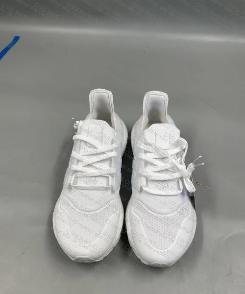 Adidas Ultraboost 22 Triple White 3