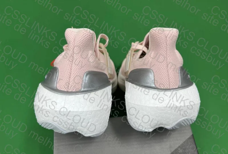 Adidas Ultraboost 240y 3