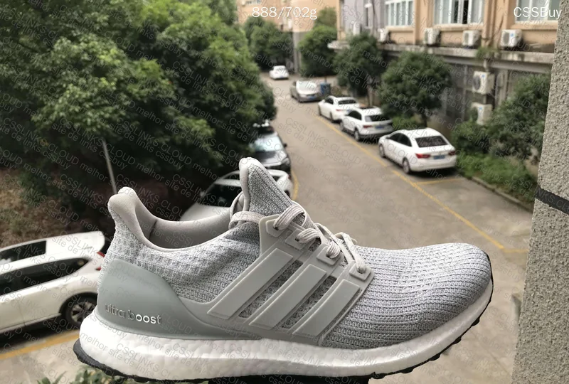 Adidas Ultraboost 4.0 Light Grey