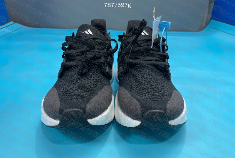 adidas Ultraboost 5 3