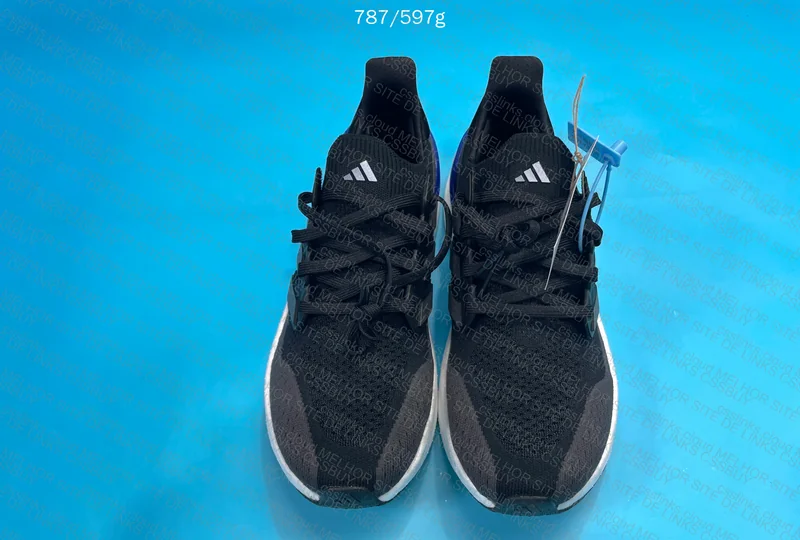 adidas Ultraboost 5 4