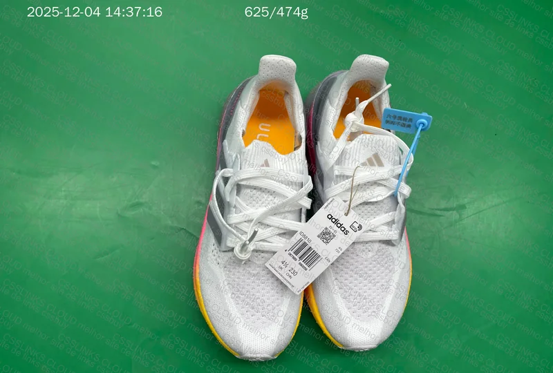 Adidas Ultraboost 5 3