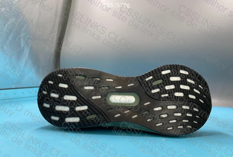 Adidas Ultraboost 5 OvOSneakers 6