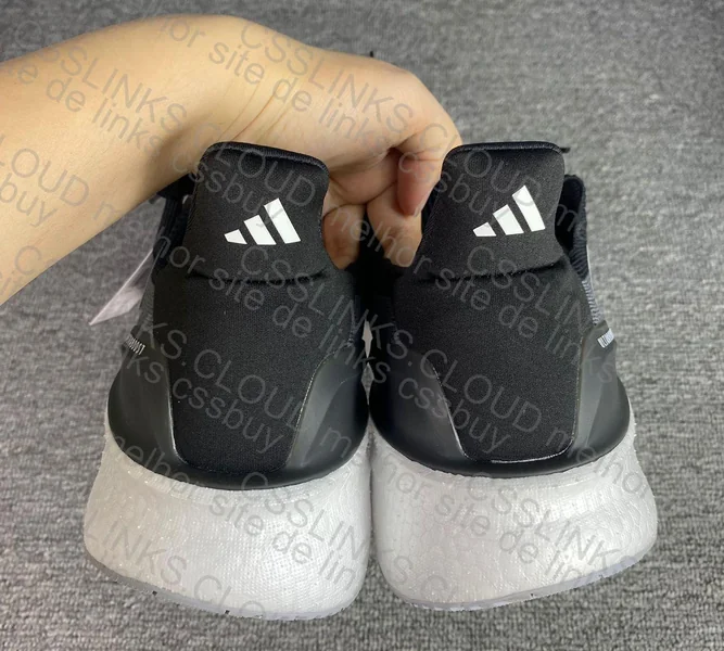 adidas Ultraboost 5.0 4