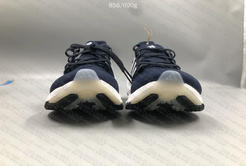 Adidas Ultraboost Light 5