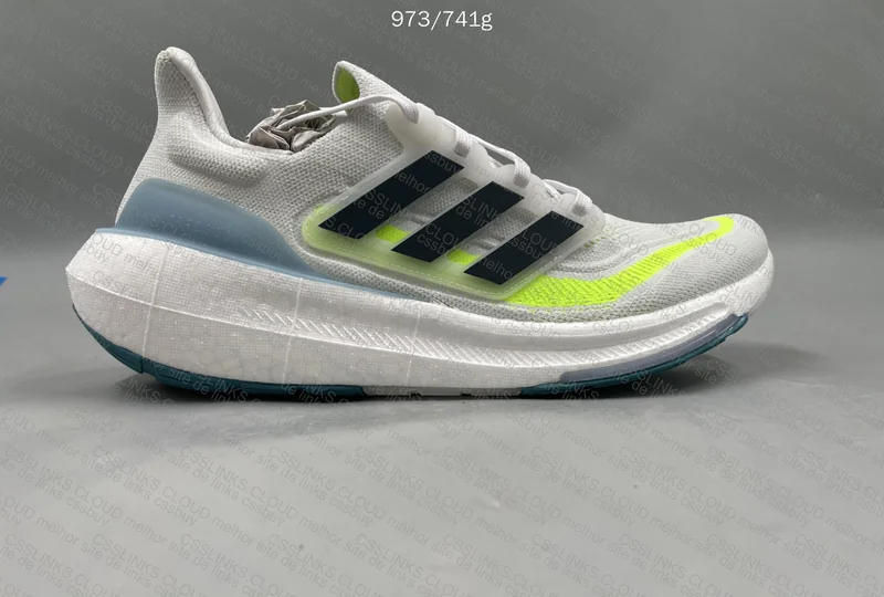 Adidas Ultraboost Light 8