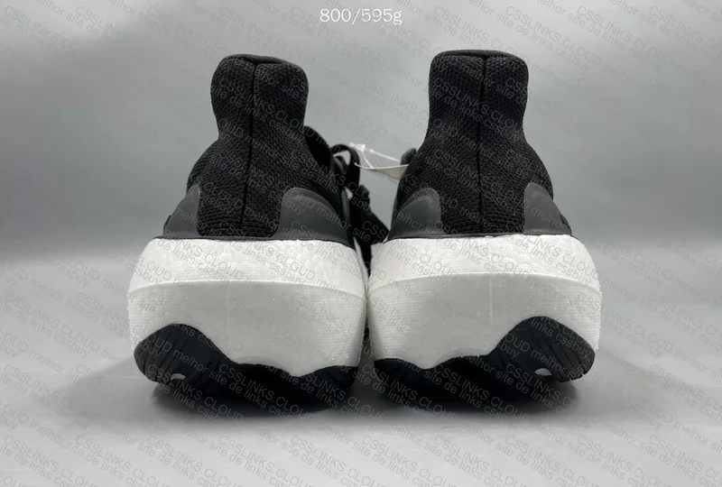 Adidas UltraBoost Light 2