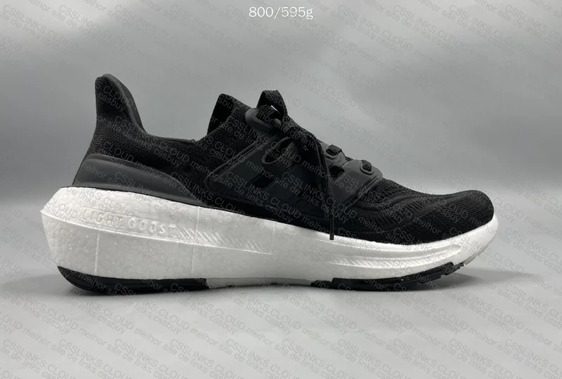 Adidas UltraBoost Light 4