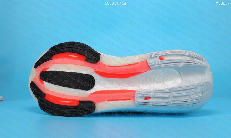 Adidas Ultraboost Light 2023 6