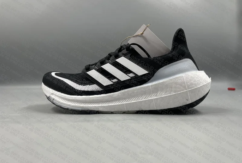 Adidas Ultraboost Light 23 2