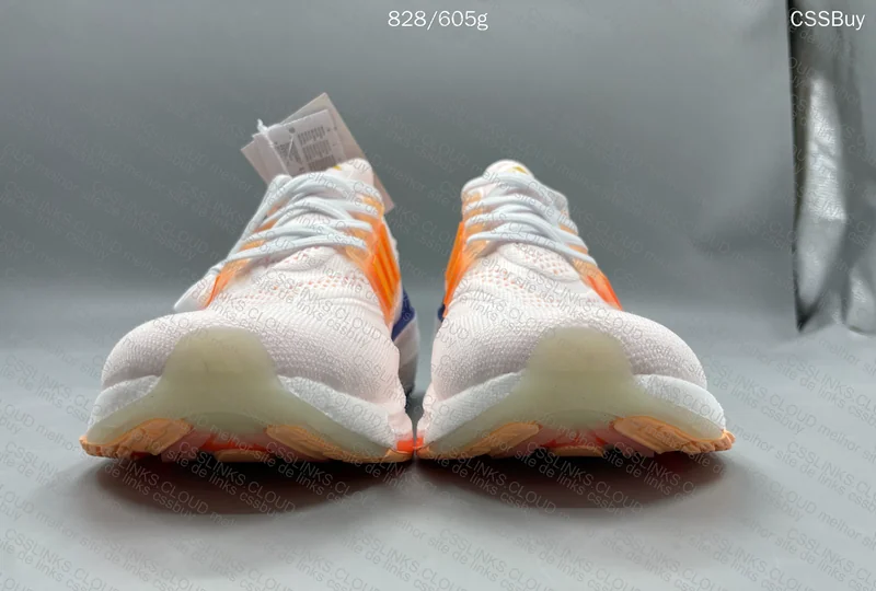 Adidas Ultraboost Light 23
