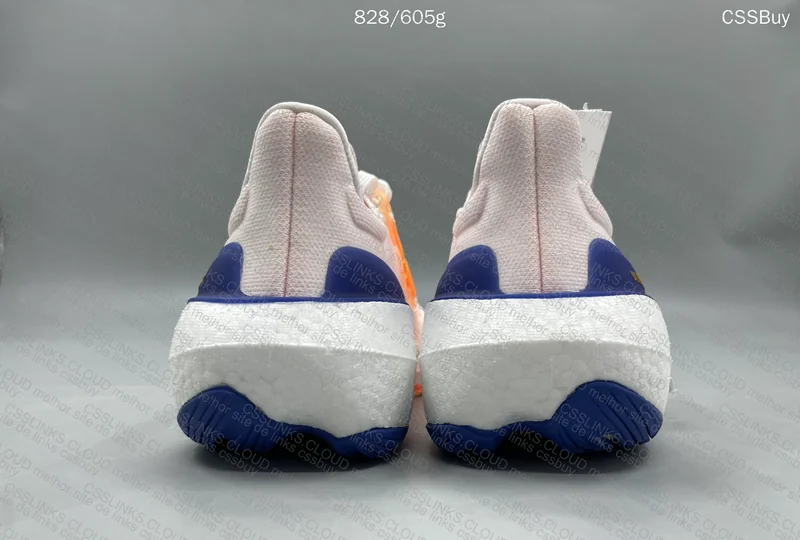 Adidas Ultraboost Light 23 2