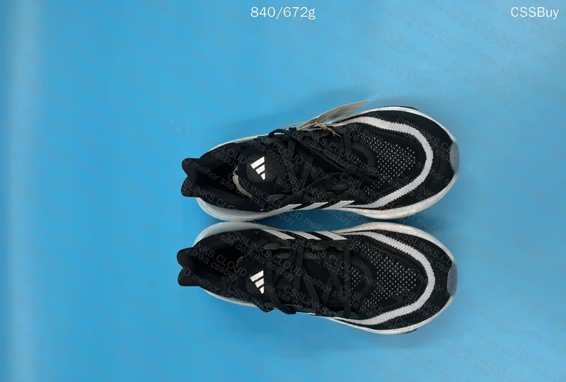 Adidas Ultraboost Light 23