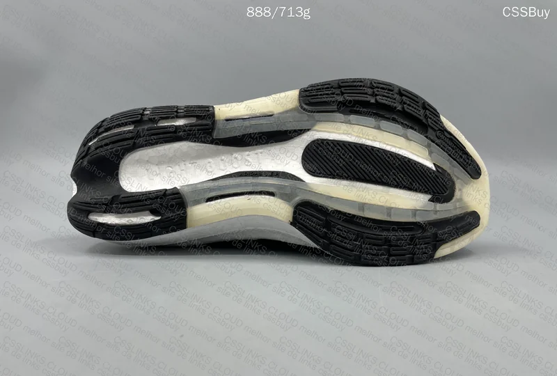 Adidas UltraBoost Light 23 - GL? 2