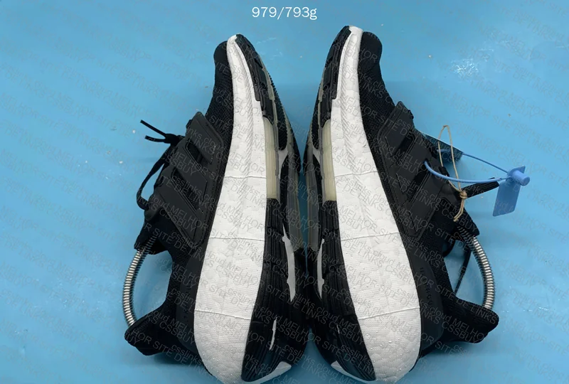 Adidas Ultraboost Light OVO 2
