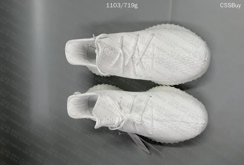 Adidas Yeezy 350 v2
