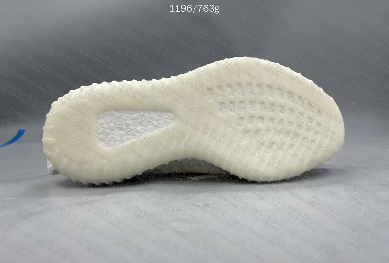 Adidas Yeezy 350 v2 - Bone
