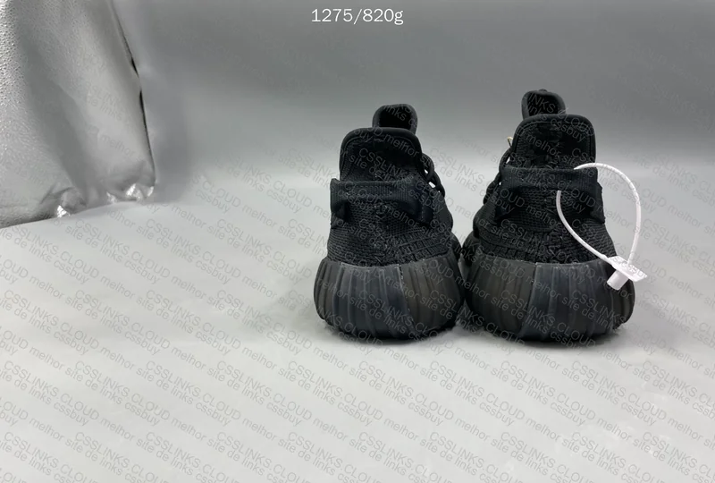 Adidas Yeezy 350 V2 Onyx Batch LW 6