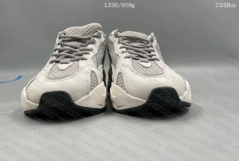 Adidas Yeezy 700 V2 Static 2