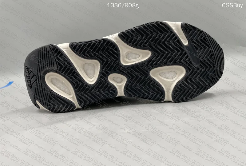 Adidas Yeezy 700 V2 Static 7