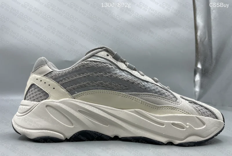 Adidas Yeezy 700v2 GL? 3