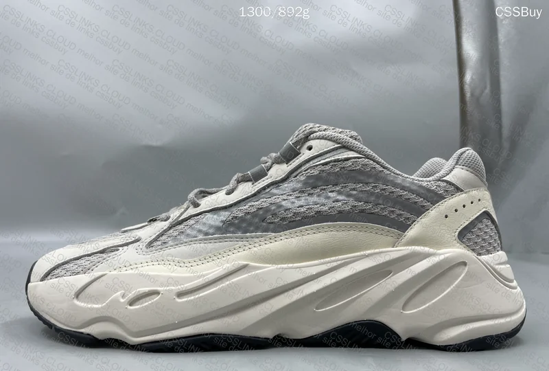 Adidas Yeezy 700v2 GL? 9