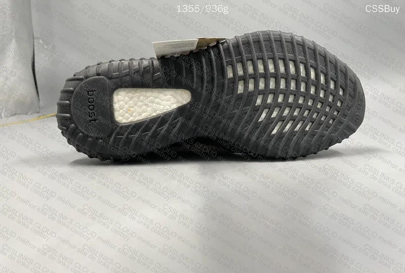 Adidas Yeezy Beluga 4