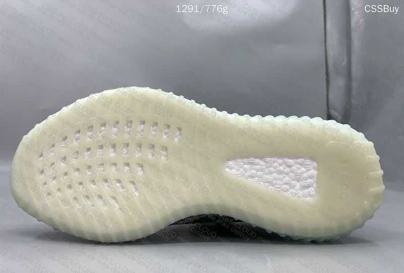 Adidas Yeezy Blue Tint V2 3