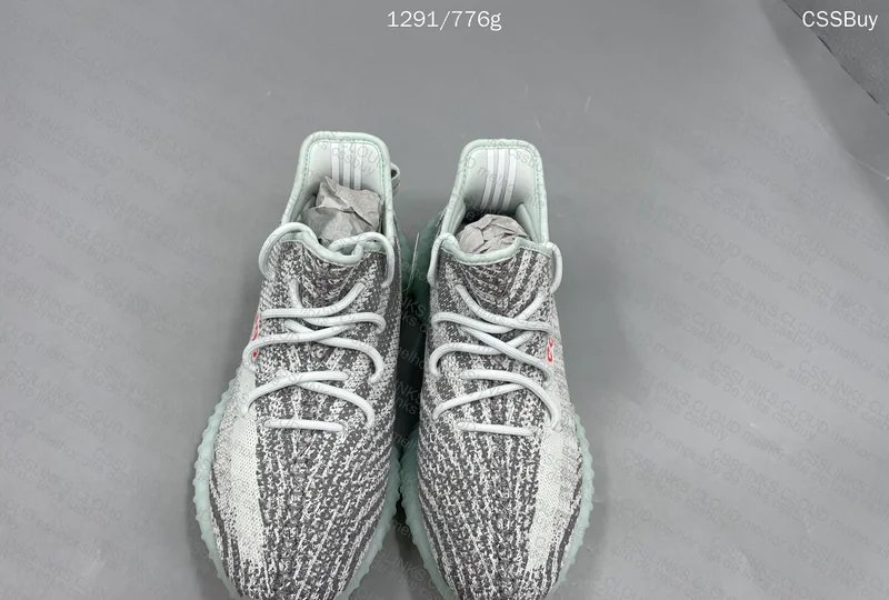 Adidas Yeezy Blue Tint V2 6