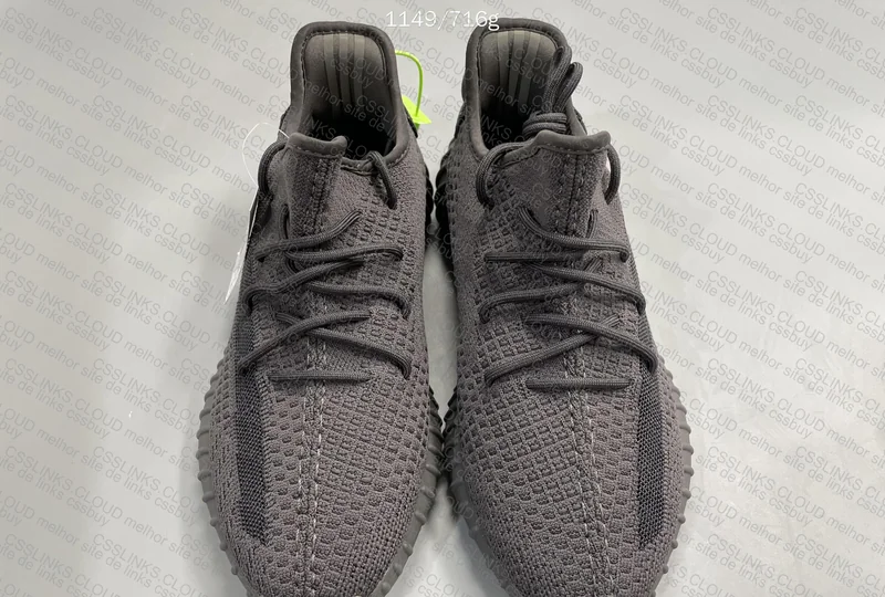 Adidas Yeezy Boost 350 V2 2