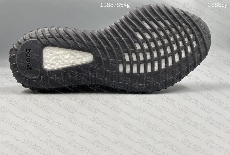 Adidas Yeezy Boost 350 V2 Bred ¥450 7
