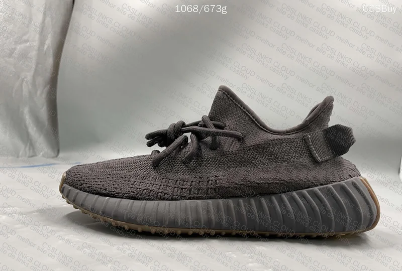 ADIDAS - Yeezy Boost 350 V2 'Cinder' (Non-Reflective)