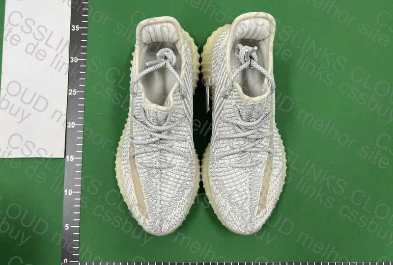 Adidas Yeezy Boost 350 V2 Lundmark (Non-Reflective)