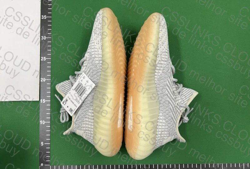 Adidas Yeezy Boost 350 V2 Lundmark (Non-Reflective) 4