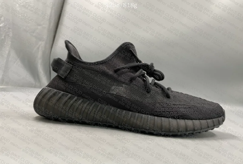Adidas Yeezy Boost 350 V2 Onyx Black 2
