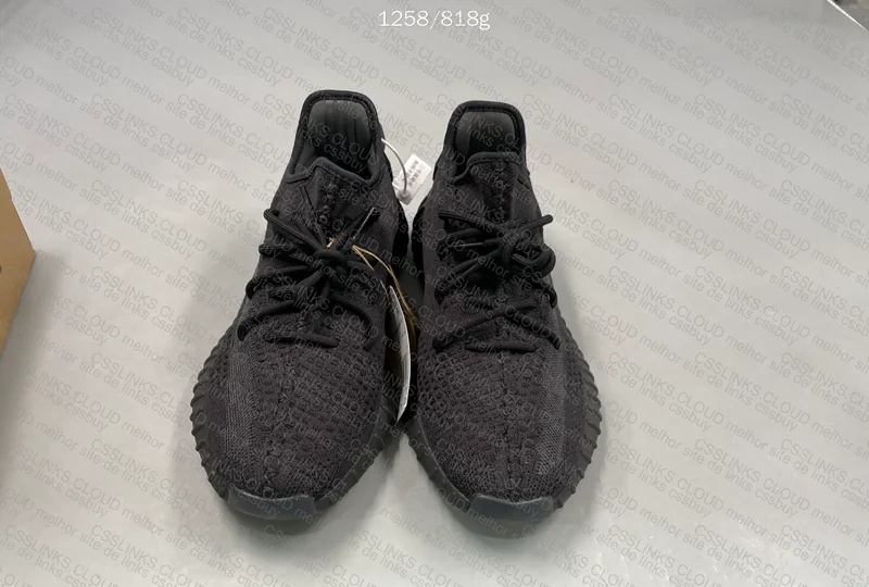 Adidas Yeezy Boost 350 V2 Onyx Black 4
