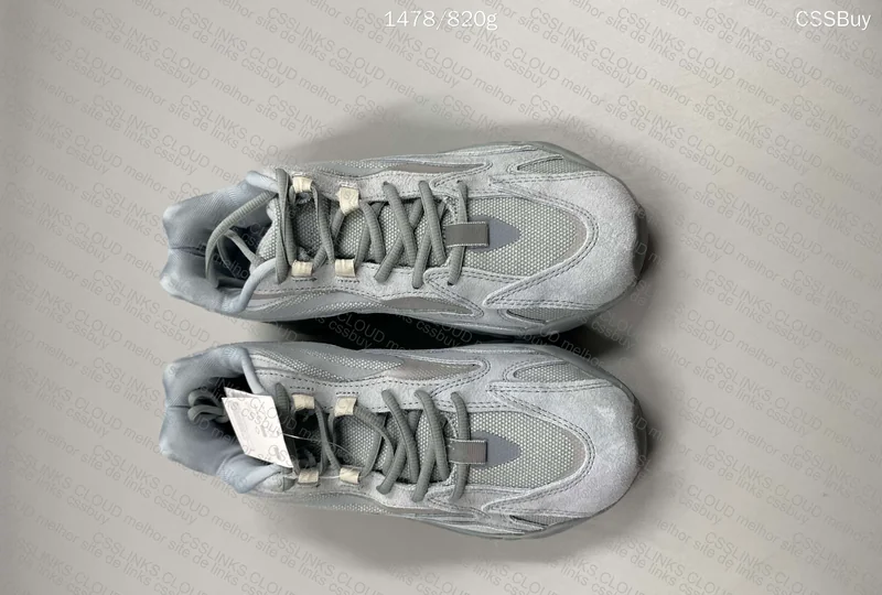 Adidas Yeezy Boost 700 8