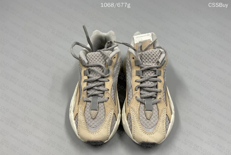 Adidas Yeezy Boost 700 V2 Cream
