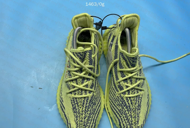 Adidas Yeezy Semi Frozen