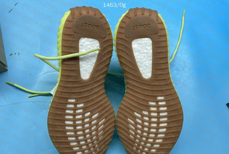 Adidas Yeezy Semi Frozen 4