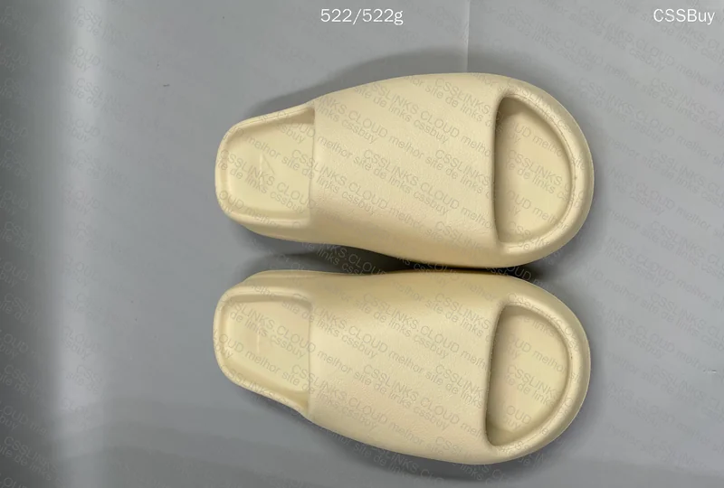 Adidas Yeezy Slide - LW B Grade - New Bone