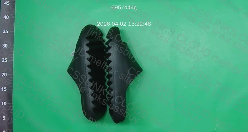 Adidas Yeezy Slide preto