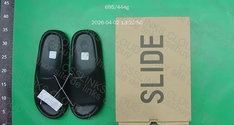 Adidas Yeezy Slide preto 3