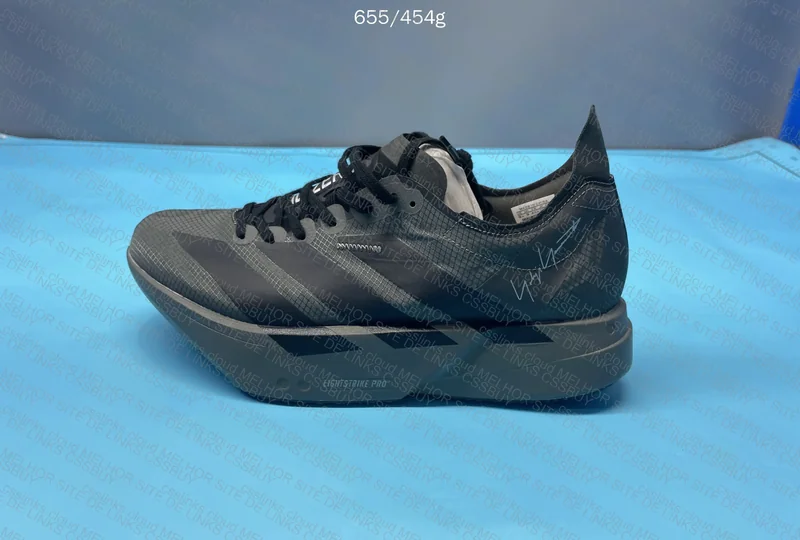 Adios Pro 4 Cinder Black