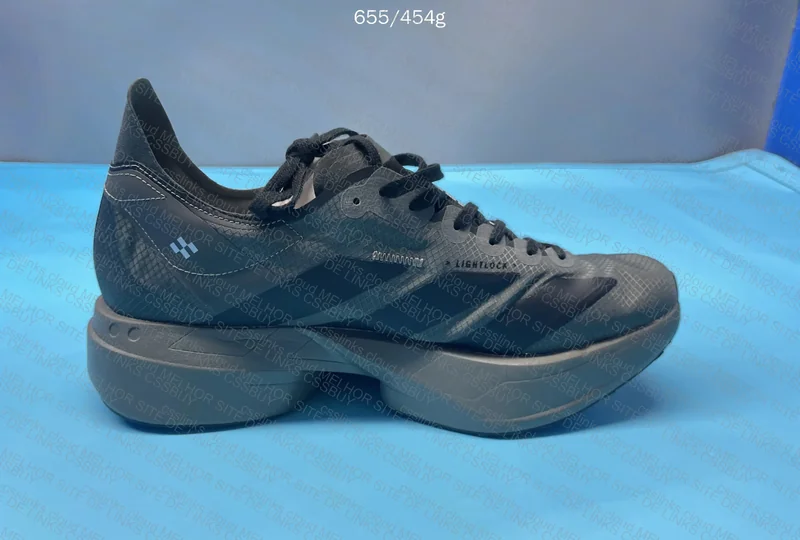 Adios Pro 4 Cinder Black 2